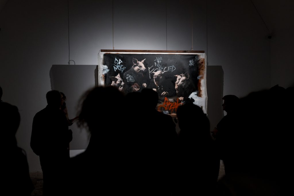 THE PERENNIAL SUPPER [GLUTTONY]
Exhibition opening at Spazju Kreattiv, 9 May 2025. Photo by Ines Bahr